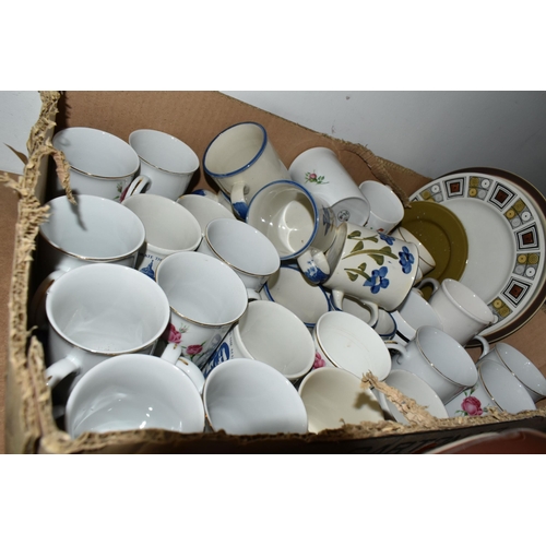 495 - SIX BOXES OF CERAMICS AND GLASS WARES, to include two Churchill Willow pattern tureens, Willow patte... 