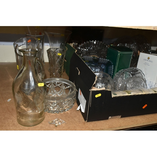 508 - SIX BOXES AND LOOSE GLASS WARES ETC, to include six boxed Luminarc green Stockholm glasses, four box... 