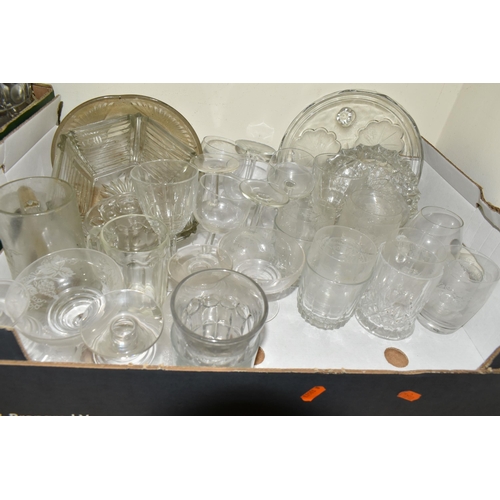 508 - SIX BOXES AND LOOSE GLASS WARES ETC, to include six boxed Luminarc green Stockholm glasses, four box... 