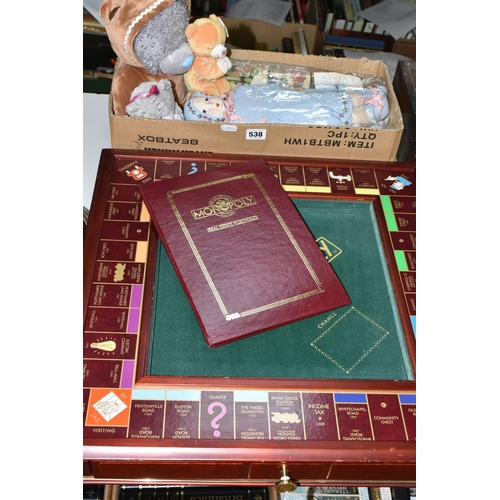 538 - A FRANKLIN MINT MONOPOLY COLLECTORS EDITION SET, board mounted on wooden box with single draw beneat... 