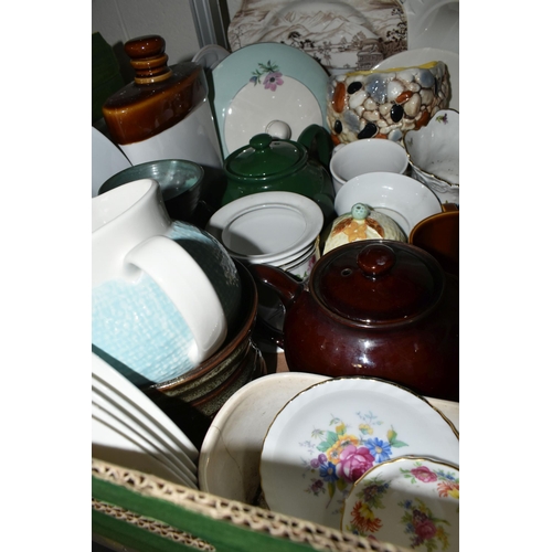 546 - FIVE BOXES AND LOOSE CERAMICS AND GLASS WARES, to include a Mason's Peony & Prunus Root plate, two G... 