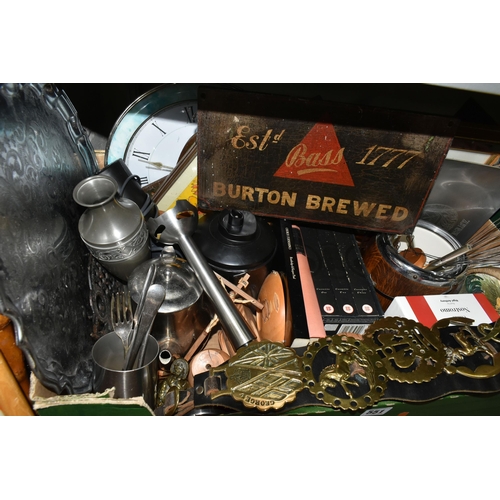 551 - TWO BOXES AND LOOSE SUNDRY ITEMS, to include two small Bass and Marston, Thompson & Evershed wooden ... 