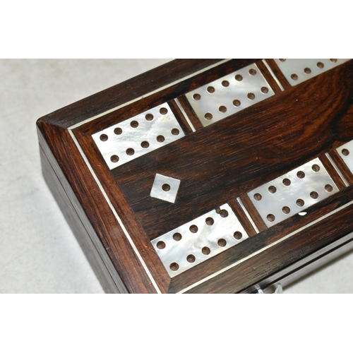 598 - A VICTORIAN ROSEWOOD CRIBBAGE BOX, mother of pearl inset to the playing surface, some wear to the in... 