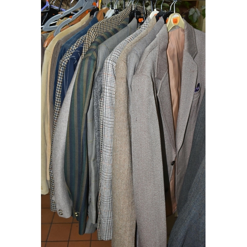 577 - A QUANTITY OF GENTLEMEN'S VINTAGE CLOTHING, comprising thirty four classic gentlemen's jackets, chec... 