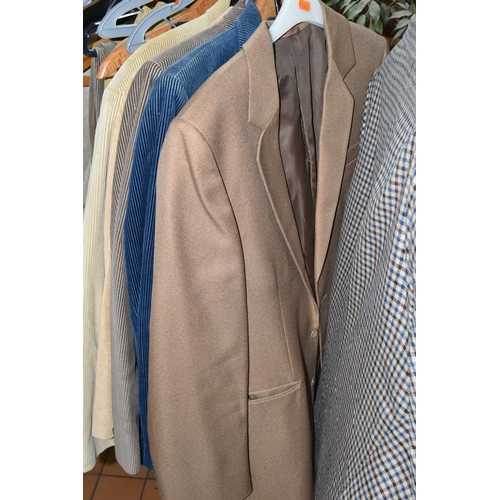 577 - A QUANTITY OF GENTLEMEN'S VINTAGE CLOTHING, comprising thirty four classic gentlemen's jackets, chec... 