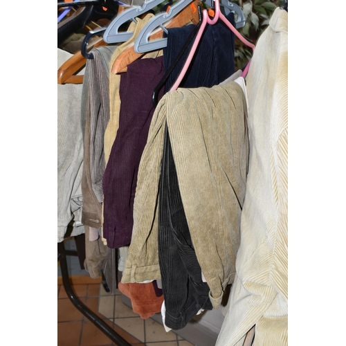 577 - A QUANTITY OF GENTLEMEN'S VINTAGE CLOTHING, comprising thirty four classic gentlemen's jackets, chec... 