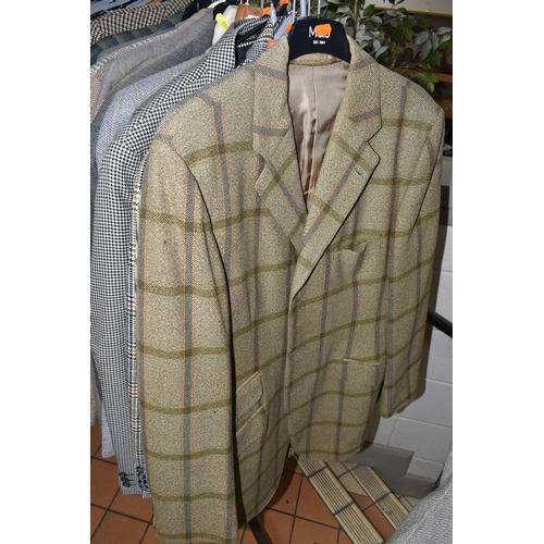 577 - A QUANTITY OF GENTLEMEN'S VINTAGE CLOTHING, comprising thirty four classic gentlemen's jackets, chec... 