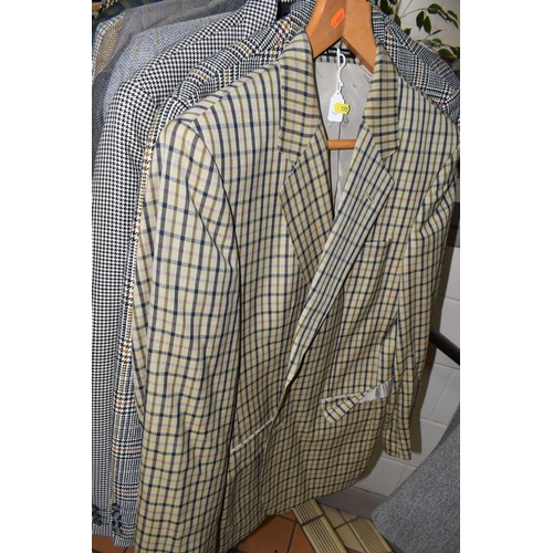 577 - A QUANTITY OF GENTLEMEN'S VINTAGE CLOTHING, comprising thirty four classic gentlemen's jackets, chec... 