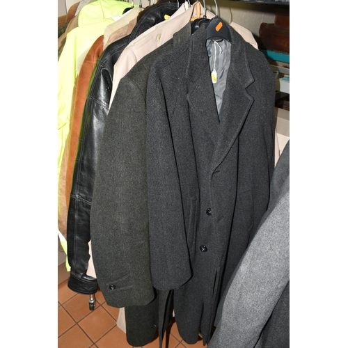 578 - A LARGE QUANTITY OF VINTAGE GENTLEMEN'S OVERCOATS AND JACKETS, to include a tan coloured 1970's leat... 