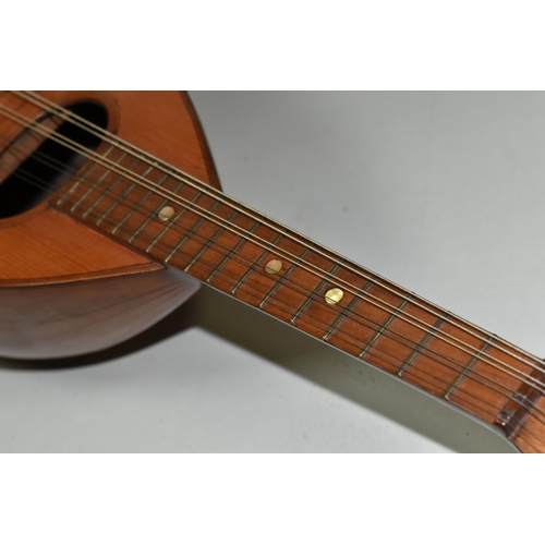 619 - AN UNBRANDED EIGHT STRING NEAPOLITAN MANDOLIN, approximate length 60cm, Condition report: no obvious... 