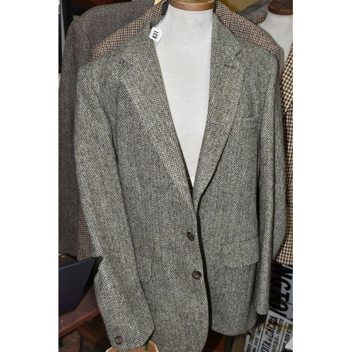 631 - A GROUP OF SIX GENTLEMEN'S 'HARRIS TWEED' JACKETS, 100% wool, patterns include Hound's Tooth, Herrin... 