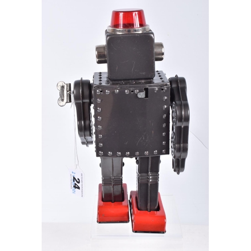 24 - A BOXED HORIKAWA (SH TOYS JAPAN) TINPLATE CLOCKWORK GEAR ROBOT, complete and in working order, excep... 