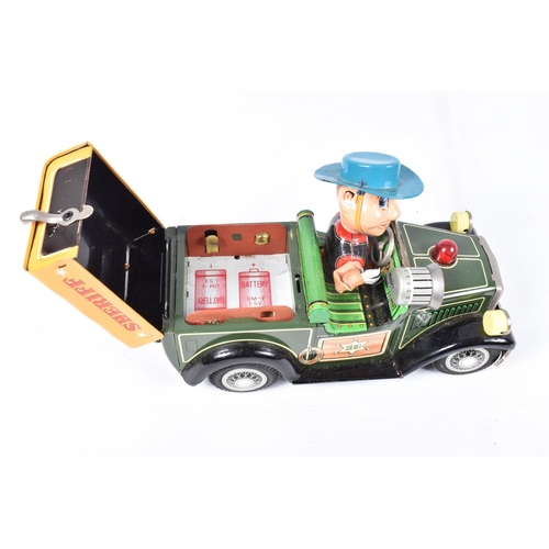 26 - A BOXED SHOWA TN TOYS TINPLATE BATTERY OPERATED SHERIFF CAR, not tested, appears complete and in goo... 