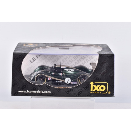 44 - FOUR BOXED 1:43 SCALE MODEL CARS to include a Porsche 919 Hybrid #19 winners Le Mans 2015 in white, ... 