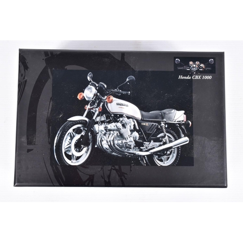 63 - TWO BOXED 1:12 SCALE CLASSIC BIKE SERIES DIECAST HONDA MODELS, the first is a Honda CBX 1000 1978 in... 