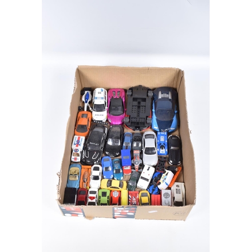 120 - A QUANTITY OF UNBOXED AND ASSORTED MODERN DIECAST AND PLASTIC VEHICLES, to include Norscott Caterpil... 