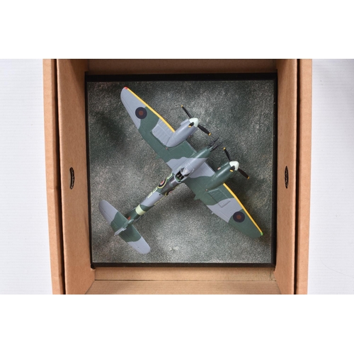 86 - TWO BOXED DIVERSE IMAGES LTD PEWTER MODEL AIRCRAFTS, the first a Messerschmitt Bf 109D-1 3./J88 Wern... 