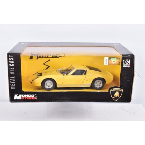 146 - NINE BOXED GERMAN BRANDED 1:24 SCALE DIECAST MODEL VEHICLES, to include a Maisto Porsche 911 Speedst... 