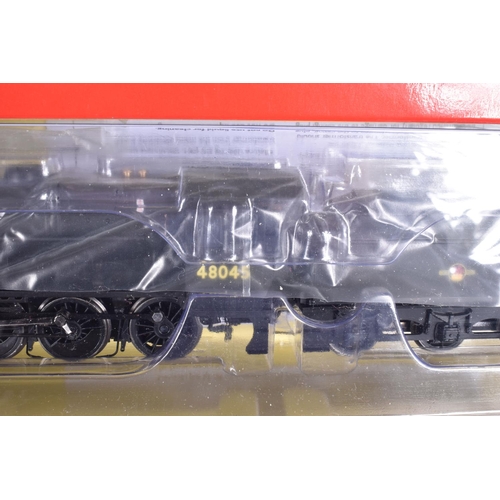 191 - A BOXED OO GAUGE HORNBY MODEL RAILWAYS DIESEL Class 8F 2-8-0, no. 48045 in BR Black with late crest ... 