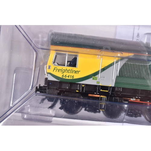 235 - A BOXED OO GAUGE BACHMANN BRANCHLINE MODEL RAILWAY Class 66, no. 66416 in Freightliner Powerhaul liv... 