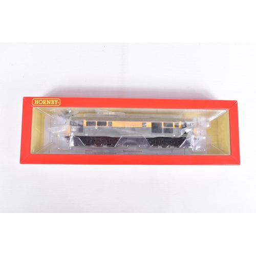 263 - A BOXED OO GAUGE HORNBY MODEL RAILWAYS CLASS 31 DIESEL ELECTRIC LOCOMOTIVE, BR Civil Engineers, no. ... 