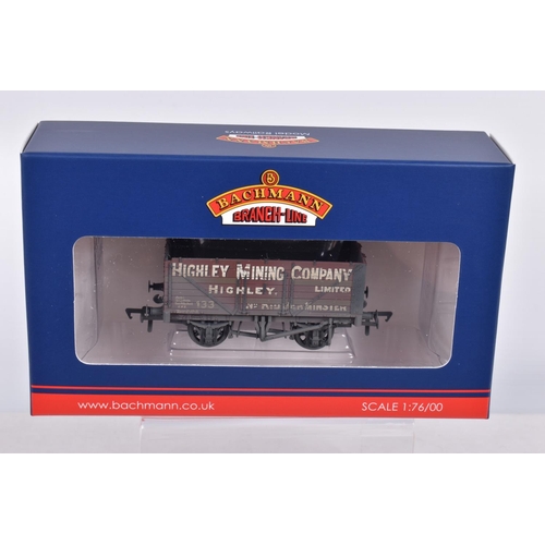 275 - TEN BOXED OO GAUGE BACHMANN BRANCHLINE WAGONS, to include four of the  China Clay in BR Bauxite Weat... 