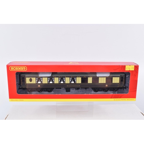 278 - SIX BOXED OO GAUGE HORNBY MODEL RAILWAYS ROLLING STOCK, to include Pullman 3rd Class Parlour Car no.... 