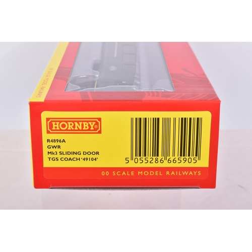 279 - EIGHT BOXED OO GAUGE HORNBY MODEL RAILWAYS ROLLING STOCK, to include GWR Mk3 Sliding Door TSD Coach ... 