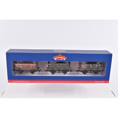 281 - THIRTEEN BOXED OO GAUGE BACHMANN BRANCHLINE MODEL RAILWAYS WAGONS, to include a Set of Three Norther... 