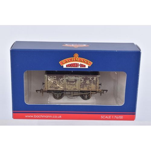 282 - TWELVE BOXED OO GAUGE BACHMANN BRANCHLINE MODEL RAILWAYS WAGONS, to include twelve of the 16 tone St... 