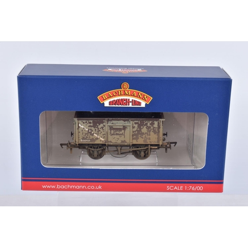 282 - TWELVE BOXED OO GAUGE BACHMANN BRANCHLINE MODEL RAILWAYS WAGONS, to include twelve of the 16 tone St... 