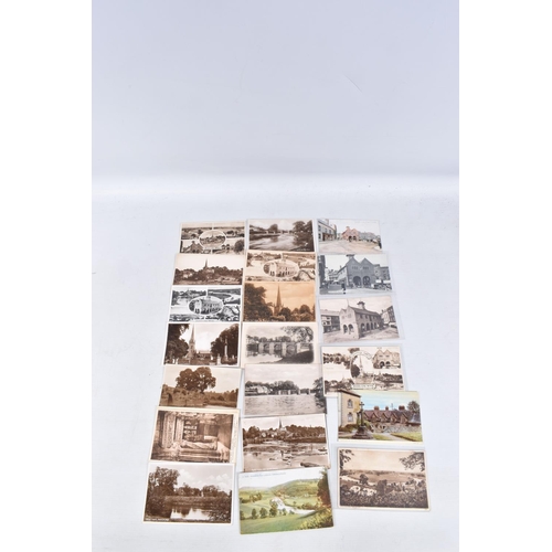 321 - A LARGE COLLECTION OF POSTCARDS, approximately 600 to include Robin Hoods Bay, Rochdale, Roker, Rook... 