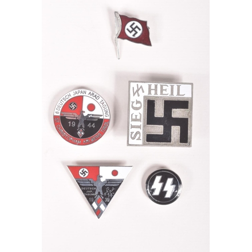 364 - A COLLECTION OF GERMAN PIN BADGES, they include a 1939 and 1944 Japan and Germany alliances badges, ... 