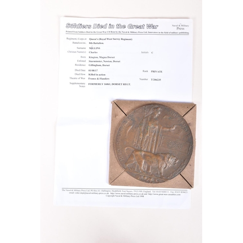 371 - A WWI MEMORIAL PLAQUE NAMED TO CHARLES MULLINS, this comes with its original card envelop, there are... 