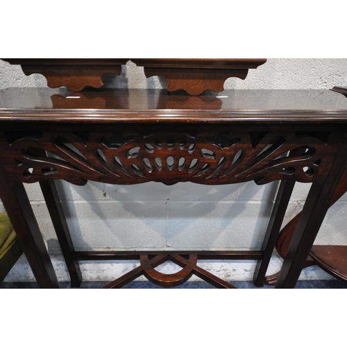 1221 - A VARIETY OF OCCASIONAL FURNITURE, to include a mahogany side table, with decorative apron and shape... 