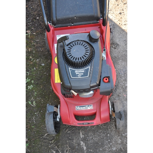 1004 - A MOUNTFIELD HP164 PETROL LAWN MOWER with grass box (priming bulb decayed but engine pulls freely, h... 