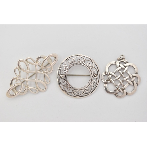 25 - THREE ITEMS OF SCOTTISH JEWELLERY, to include an open work Celtic pattern pendant, fitted with a bai... 