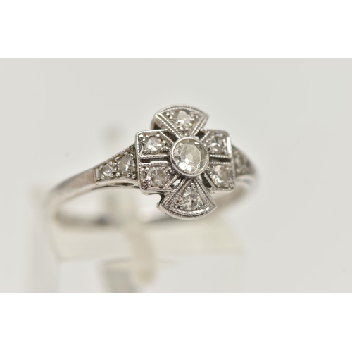 40 - A MID 20TH CENTURY ART DECO DIAMOND RING, old cut and single cut diamonds bezel and grain set in whi... 