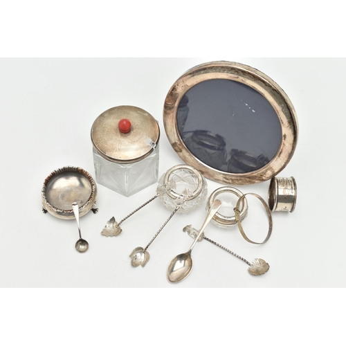 130 - A PARCEL OF SILVER AND SILVER PLATE, comprising an Edwardian silver cauldron salt, maker William Ait... 