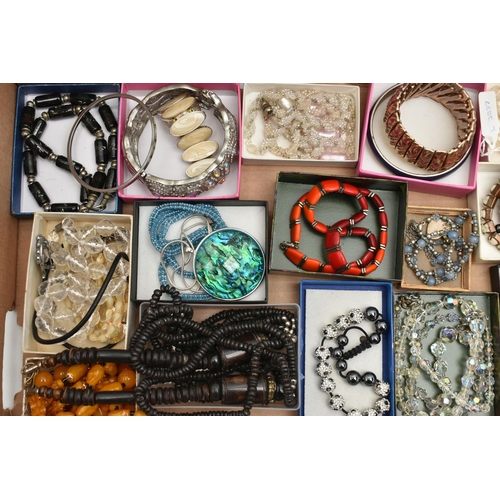 134 - A BOX OF ASSORTED COSTUME JEWELLERY, to include a selection of beaded necklaces, assorted bracelets ... 