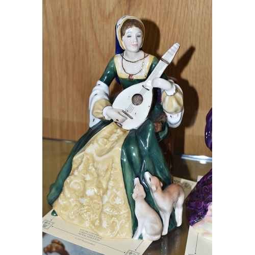 303 - TWO LIMITED EDITION ROYAL DOULTON FIGURINES, comprising Mary Tudor HN3834, no 907/5000 and Margaret ... 