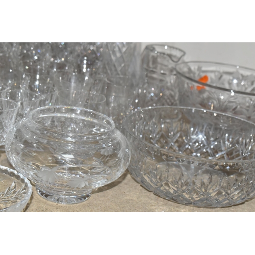 333 - A QUANTITY OF CUT CRYSTAL AND GLASSWARE, comprising a Waterford fruit bowl, Stuart Crystal bonbon di... 