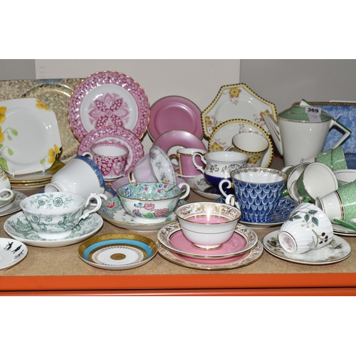 369 - A SELECTION OF DECORATIVE TEA WARES ETC, to include a pink Royal Collection Faberge trio, puce colou... 