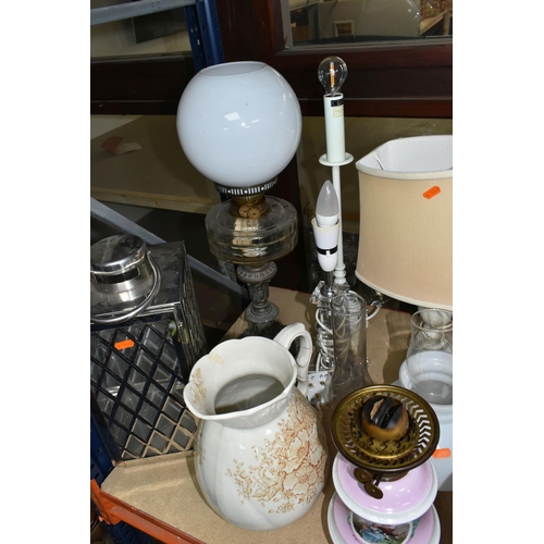 391 - A COLLECTION OF LAMPS AND LARGE CERAMIC ITEMS, to include two Duplex oil lamps, one with metal base ... 