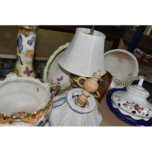 391 - A COLLECTION OF LAMPS AND LARGE CERAMIC ITEMS, to include two Duplex oil lamps, one with metal base ... 