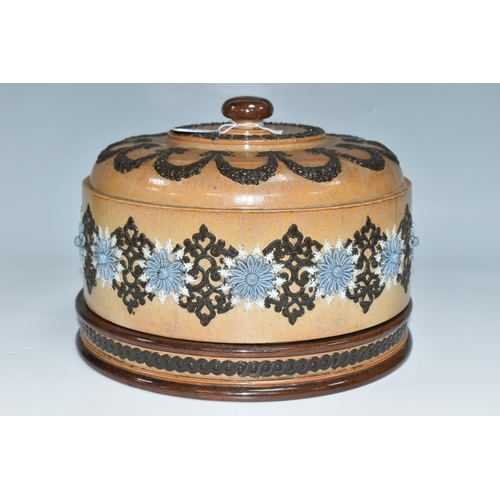 421 - A LATE NINETEENTH CENTURY DOULTON LAMBETH CHEESE DOME AND PLATE, the dome decorated with applied fol... 