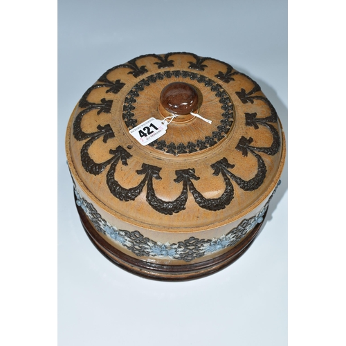 421 - A LATE NINETEENTH CENTURY DOULTON LAMBETH CHEESE DOME AND PLATE, the dome decorated with applied fol... 