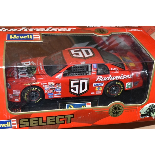 424 - A COLLECTION OF ASSORTED MODERN DIECAST MOSTLY LIMITED EDITION NASCAR STOCK CAR MODELS, to include A... 