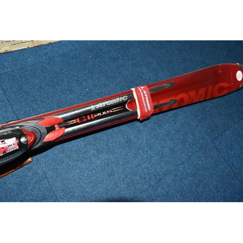 425 - A PAIR OF ATOMIC C11 PULS CARVING SKIS, fitted with Atomic CR:412 bindings, together with a pair of ... 