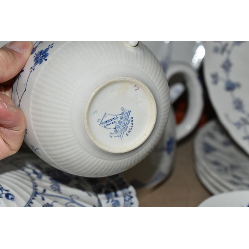 431 - A LARGE QUANTITY OF BLUE AND WHITE IRONSTONE DENMARK PATTERN DINNERWARE, comprising ten 'Franciscan'... 